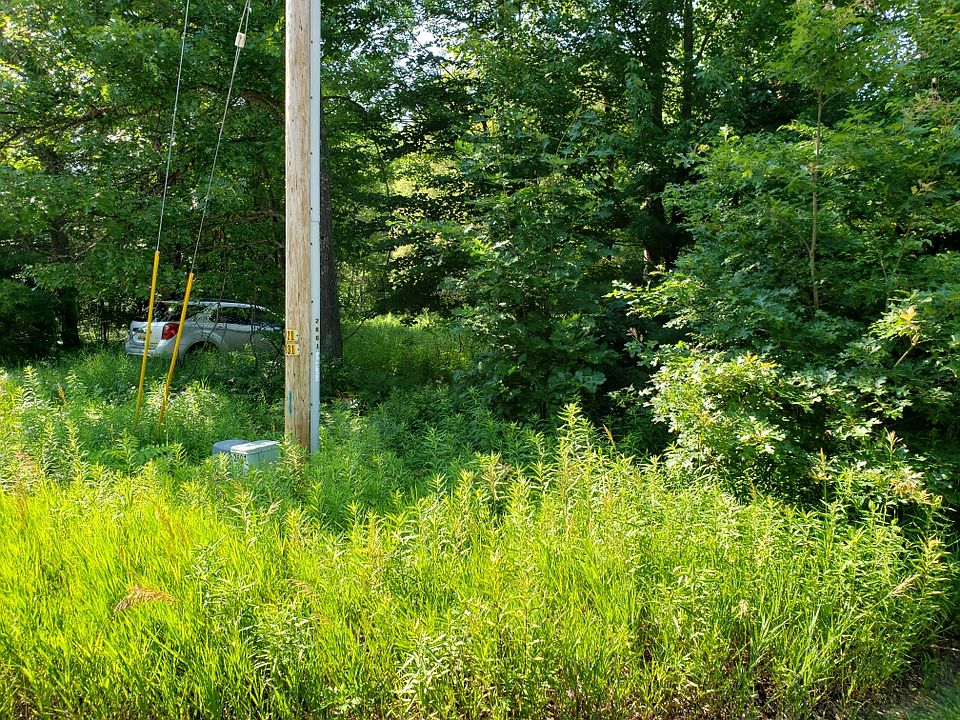 2nd image of 3207 E Monroe Rd