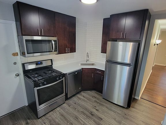 5th image of 7221 N Bell Ave #2E