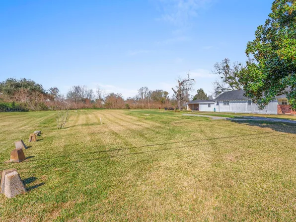 5146 Elliott Rd, Lake Charles, LA 70605