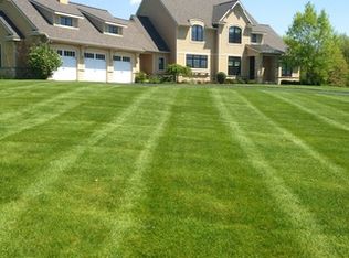 8944 Ridge River Ct SE, CALEDONIA, MI 49316