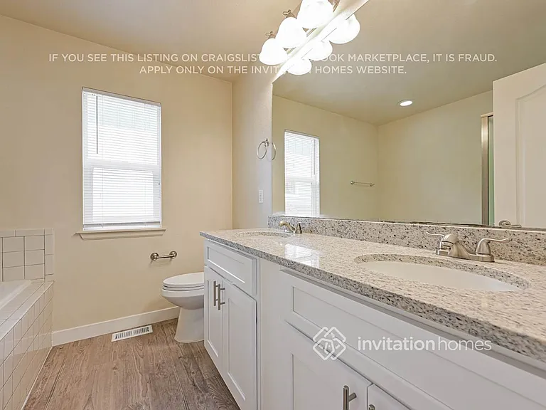 11027 Chesmore St — Photo 14