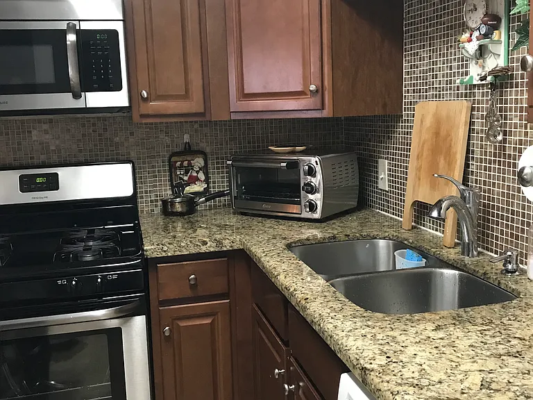 15300 SW 106th Ter #527 — Photo 5