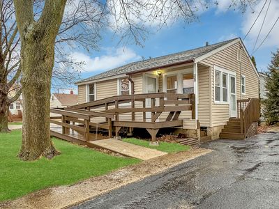 228 E 2nd St, East Dundee, IL, 60118