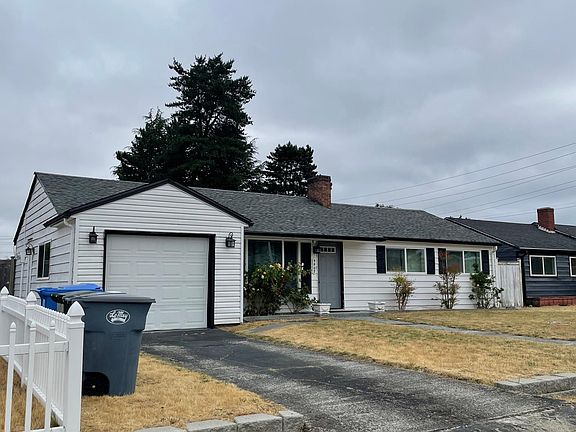 3rd image of 4407 Hayden St SW