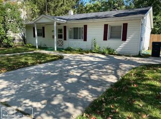 252 N Bailey St, Romeo, MI 48065