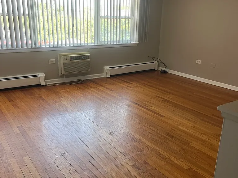 10931 S Lloyd Dr #3D — Photo 2