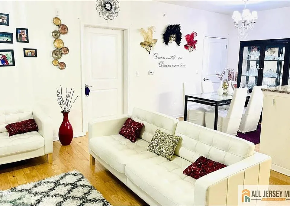 544 E Celebration Way #544