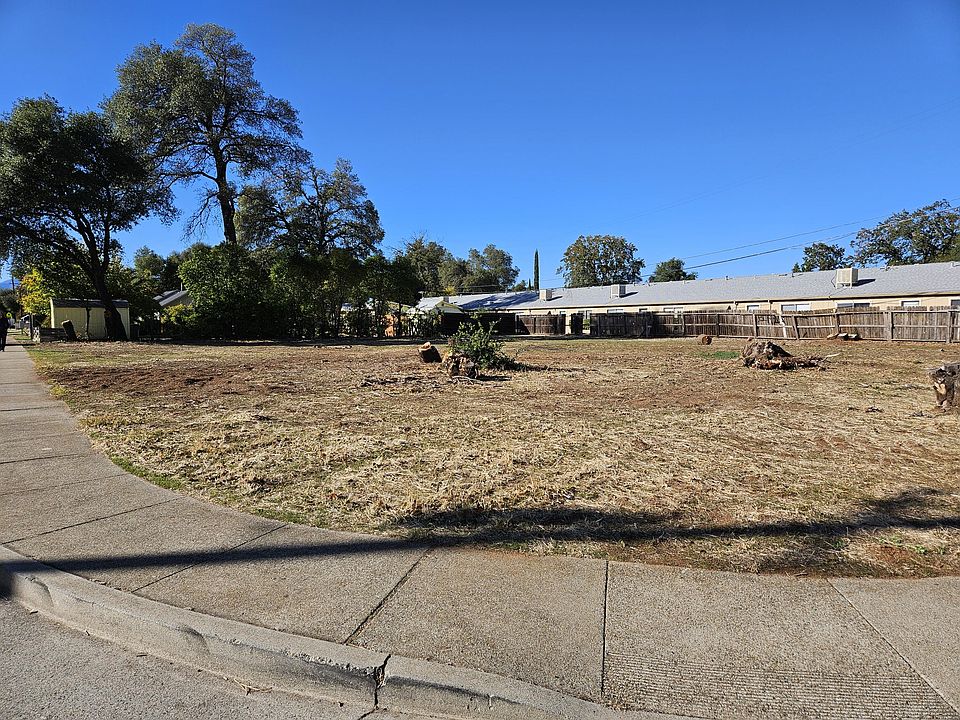 2nd image of 3178 Lawrence Rd