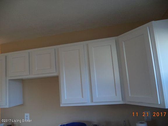 5th image of 2405 Kings Cross Ct