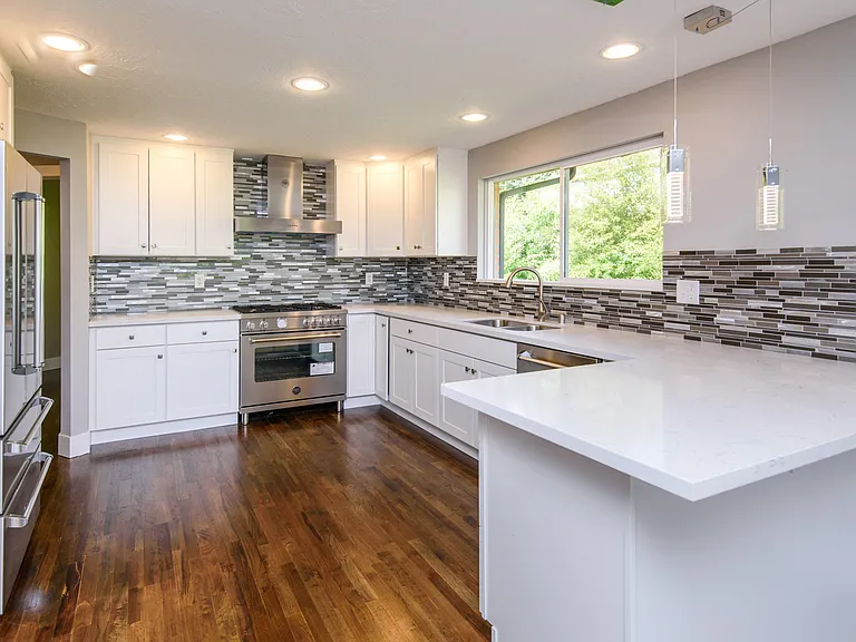 11444 SE 72nd St — Photo 3