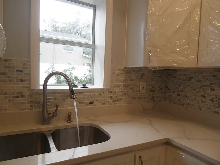 1600 Roosevelt Ave — Photo 6