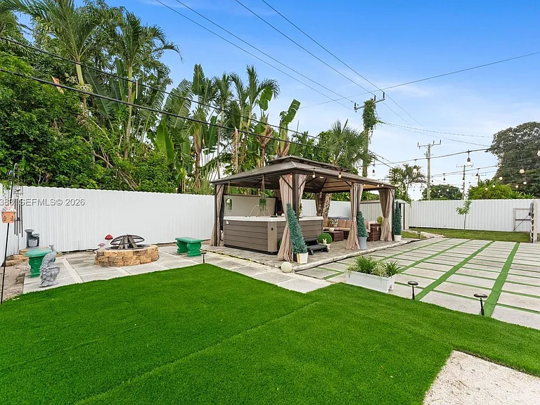 9508 N Military Trl — Photo 27