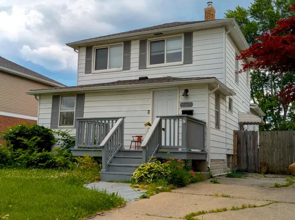 22700 Arcadia St, Saint Clair Shores, MI 48082
