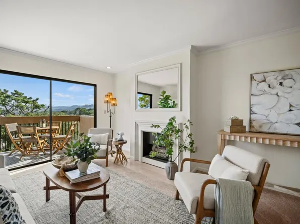 1101 Golden Oaks Ln, Monterey, CA 93940