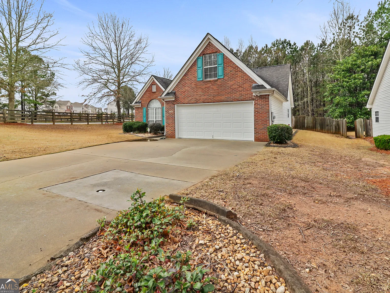 4 bed, 2.0 bath, 1767 sqft, $2,300 — Photo 3