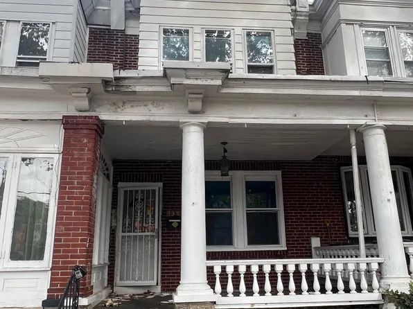 1359 Dyre St, Philadelphia, PA 19124