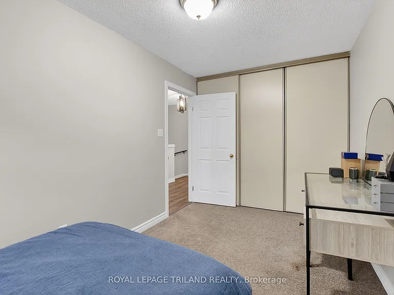 1415 Commissioners Rd W #21 — Photo 26