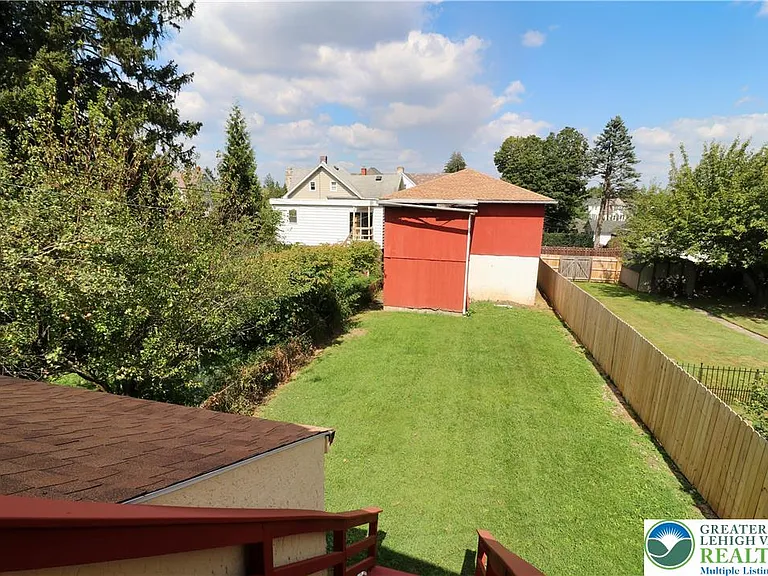 526 Prospect Ave — Photo 25
