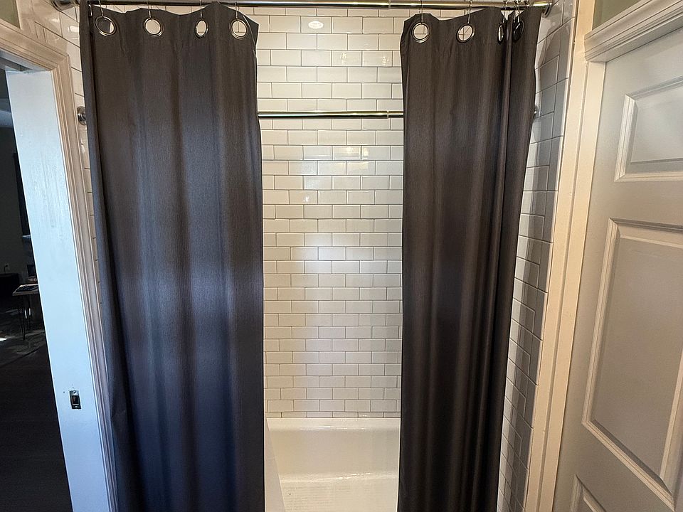 First floor bathroom photo 2