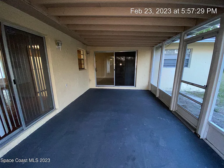 304 Darrow Ave — Photo 11