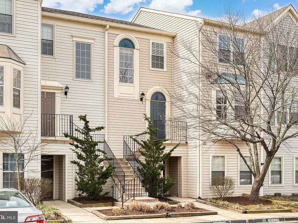 1st image of 20 Sandstone Ct APT K