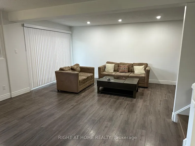 2605 Woodchester Dr #5 — Photo 11