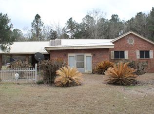 3469 Pioneer Rd, Vernon, FL 32462