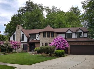 91 Rolling Meadow Ln, East Amherst, NY 14051