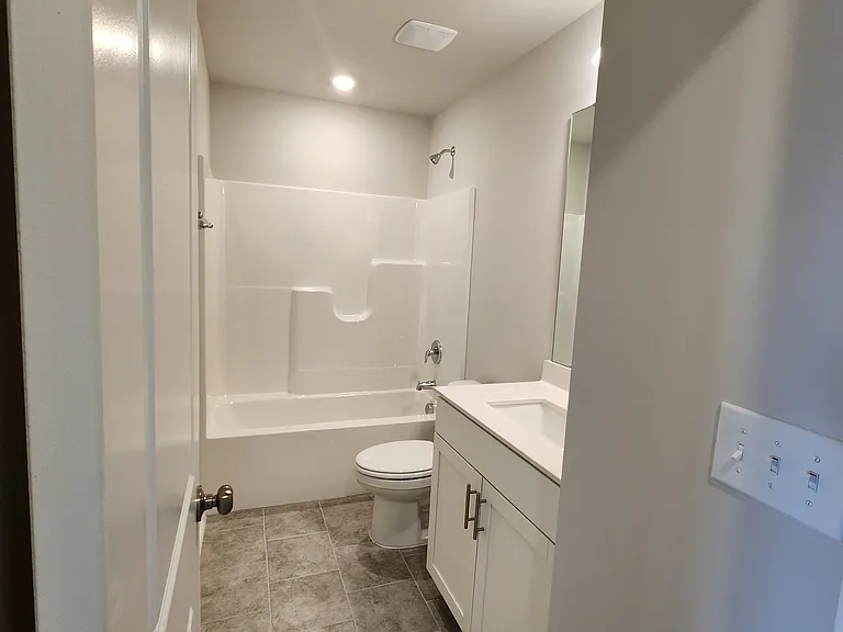 947 Highland Trace Dr — Photo 7