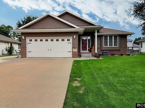 1339 Barber St, Fremont, NE 68025