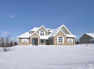 6408 Blue River Way, Racine, WI 53402