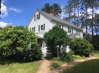 113 Seamans Rd, New London, NH 03257