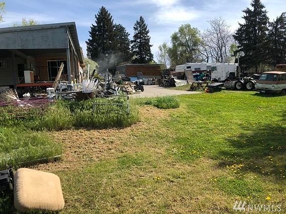 4th image of 640 Highline Dr