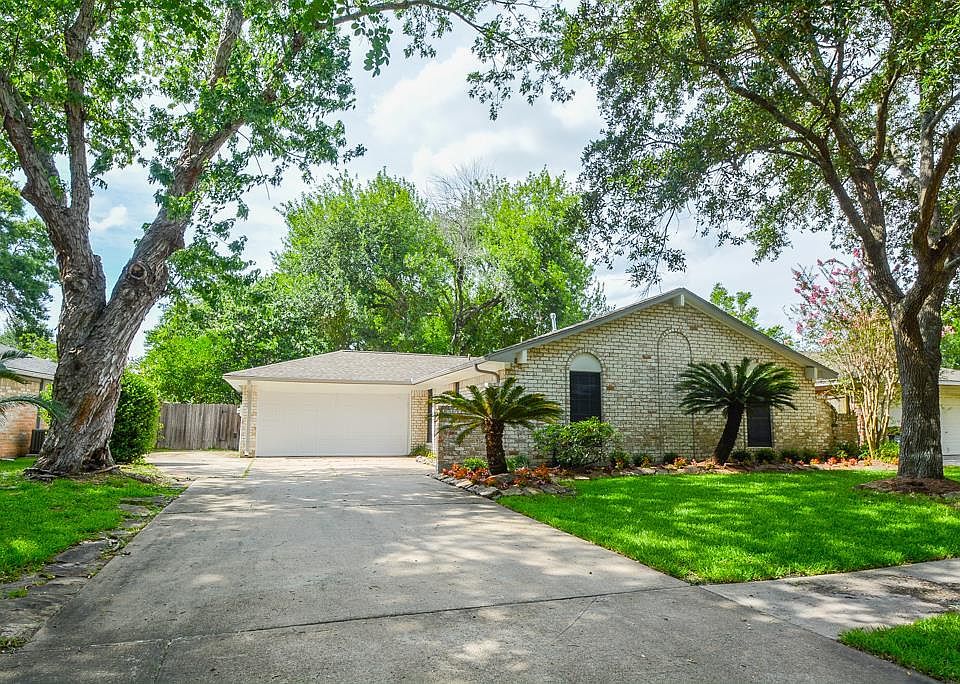 1st image of 13614 Elm Ct