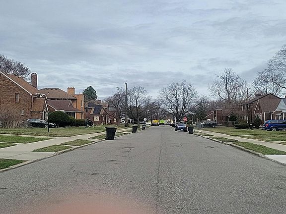 5th image of 11821 Engleside St
