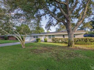 429 York St, Gulf Breeze, FL 32561