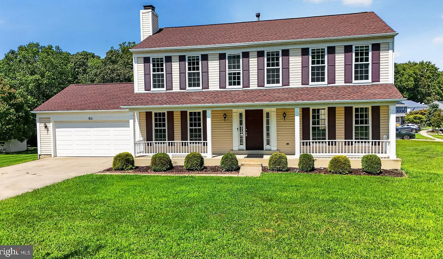4 bed, 2.5 bath, 2600 sqft, $3,900 — Photo 1