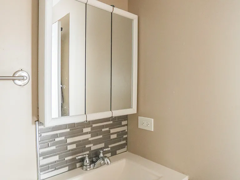 1774 W Highland Ave #204 — Photo 8