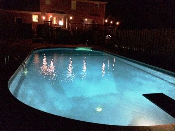 3rd image of 7203 Moss Creek Pl