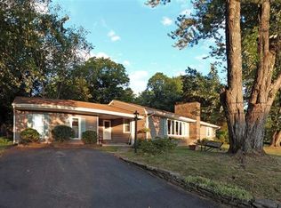 347 Joys Ln, Hurley, NY 12443