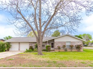 409 Pecan Dr, Schertz, TX 78154
