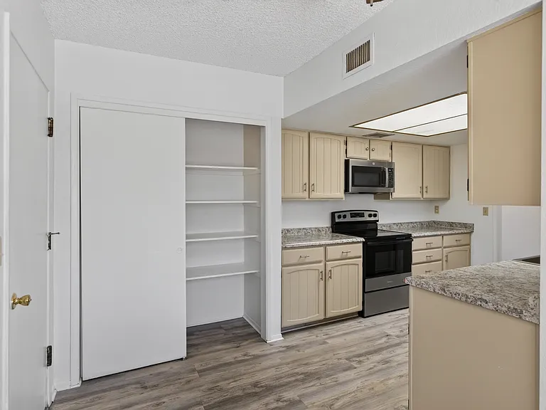 2024 S Birdie Cir — Photo 17