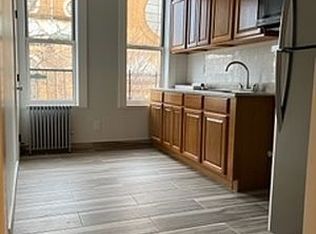 863 Onderdonk Ave APT 3R, Ridgewood, NY 11385