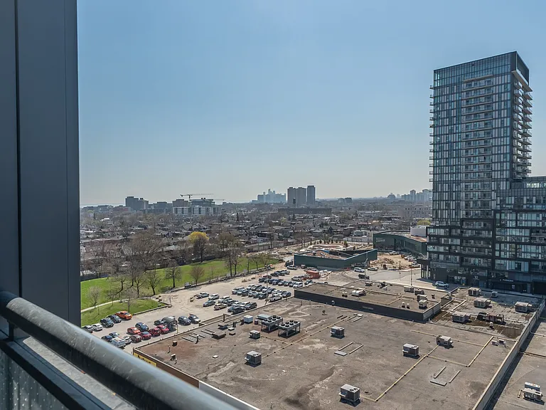 1185 Dupont St #908 — Photo 22