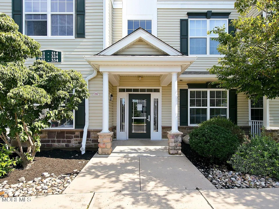 313 Mill Pond Way