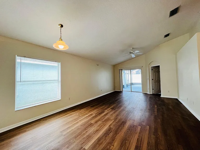 2583 Brookstone Dr — Photo 10