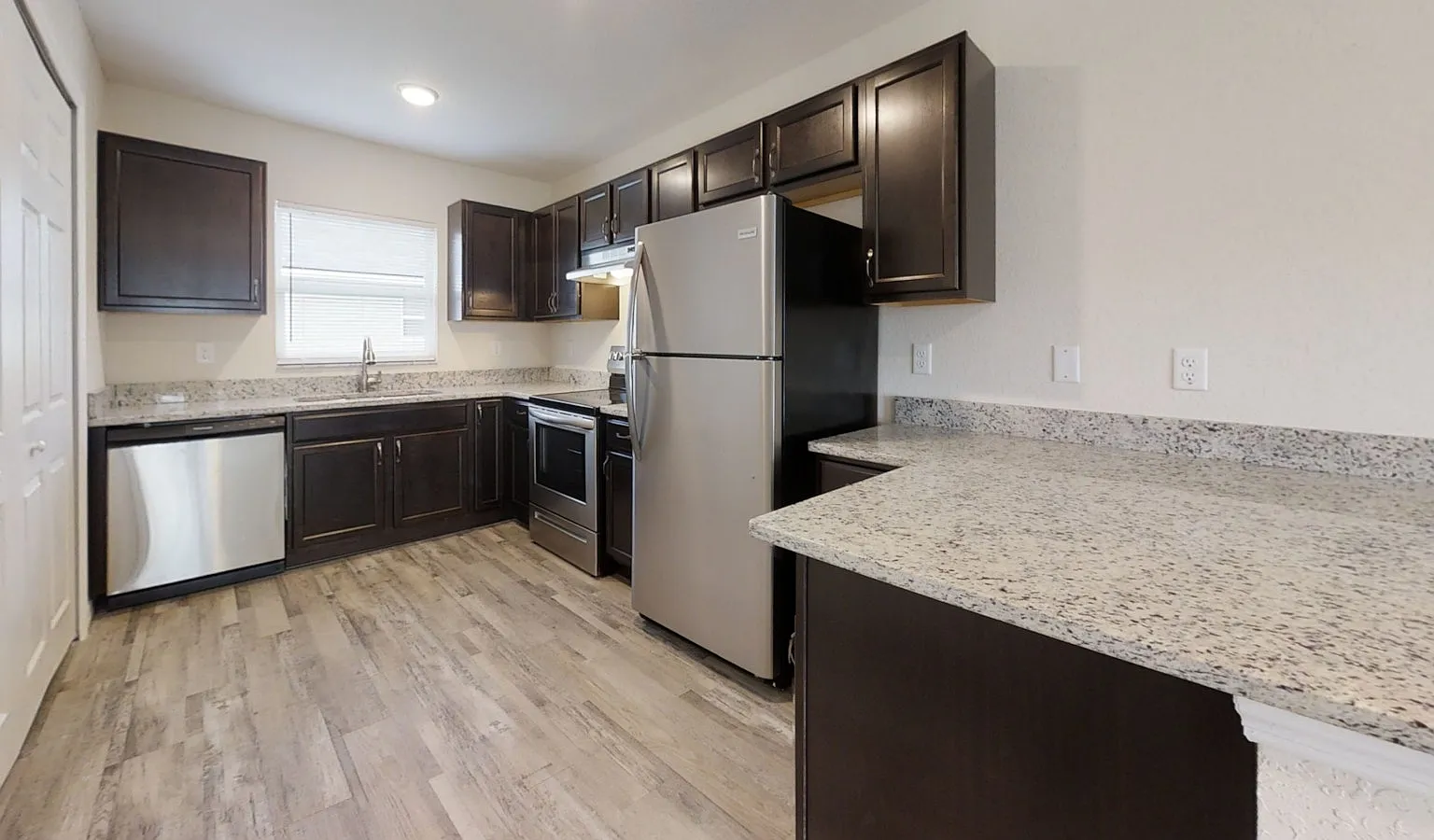 125 Bahia Terrace Drive, Unit 4 — Photo 4