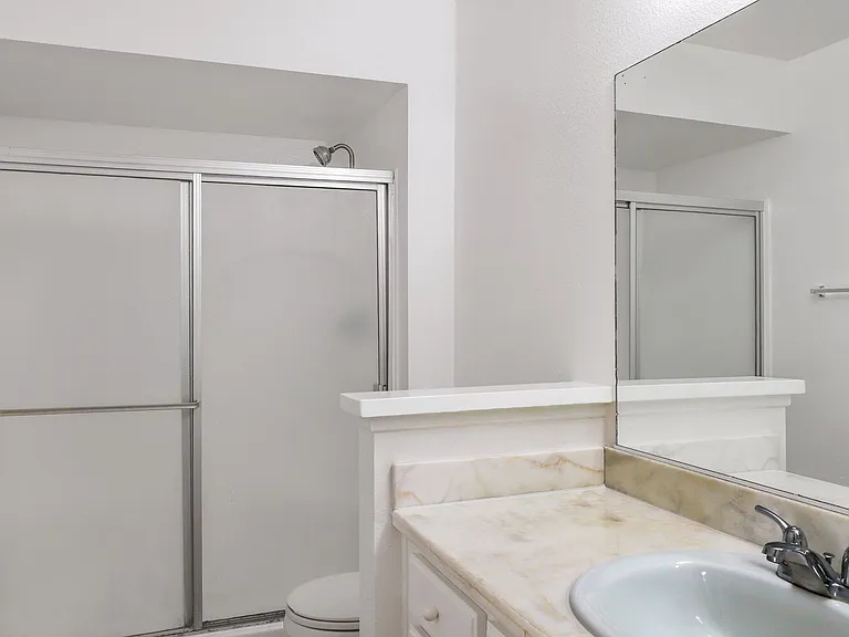 3565 W Savanna St #5 — Photo 12