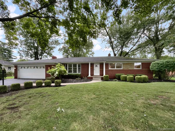 31714 Southview St, Beverly Hills, MI 48025