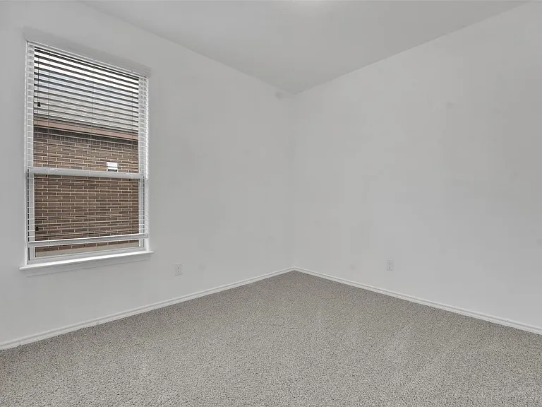 144 Creek Terrace Dr — Photo 10